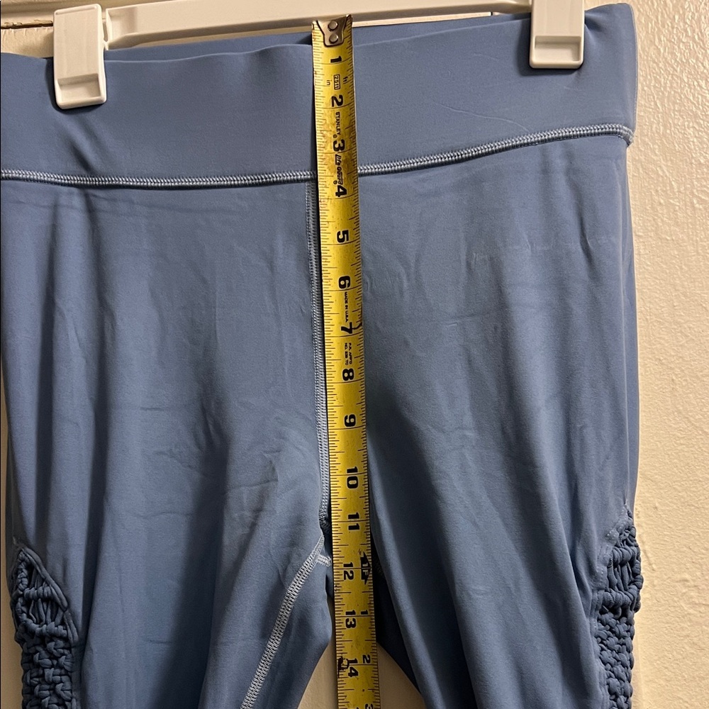 Carbon 38 Blue Crochet Leggings - Picture 9 of 9